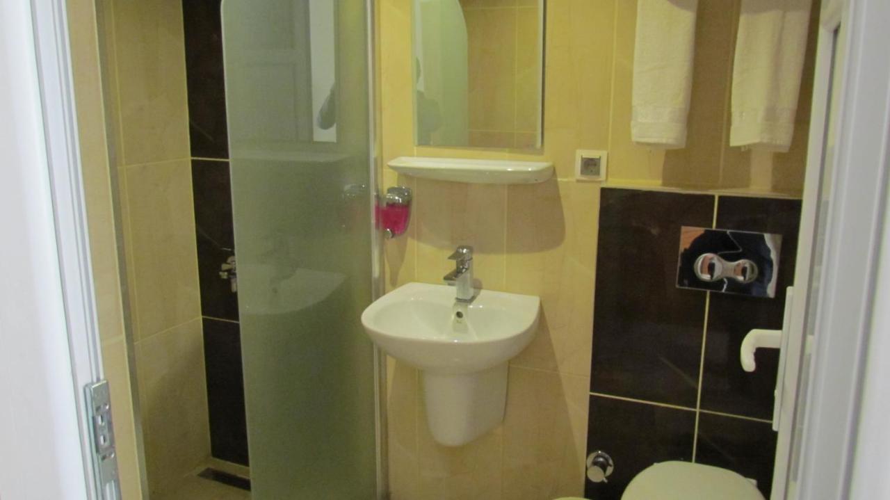 Dostlar Hotel Mersin  Extérieur photo